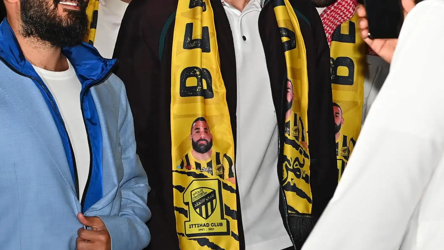 Karim Benzema a su llegada a Yeda
