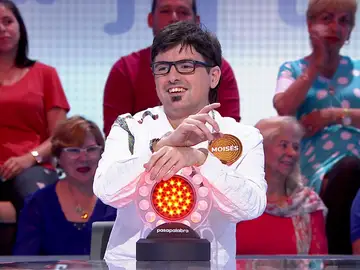 Moisés insiste a Fernando: “¿Pero en qué bares nos metemos, tío?” Moisés insiste a Fernando: “¿Pero en qué bares nos metemos, tío?”
