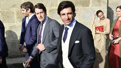 Carlos Sainz Jr. en la boda de su hermana Blanca Carlos Sainz Jr. en la boda de su hermana Blanca