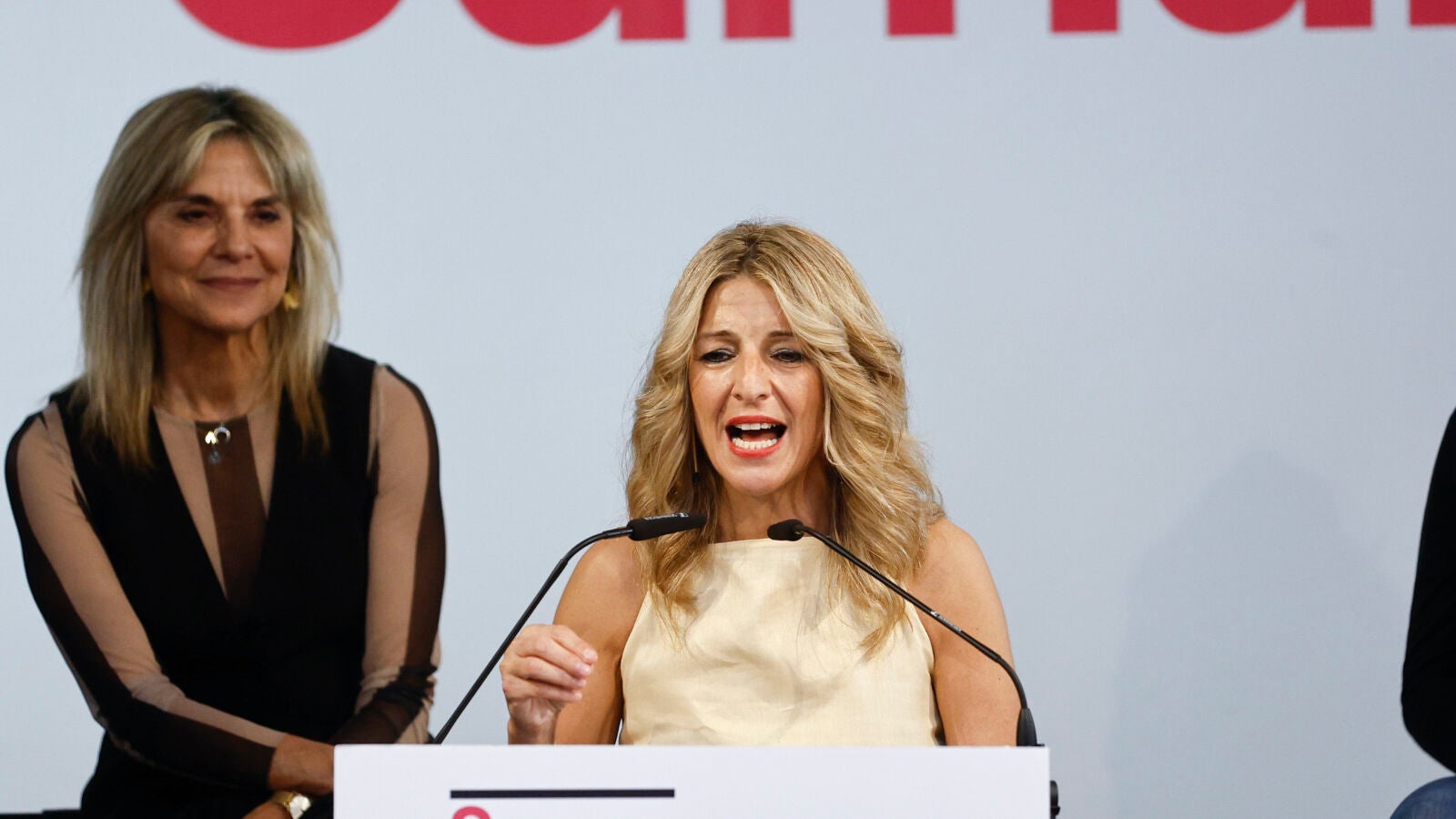 Yolanda Díaz celebra el acuerdo en Sumar mientras Podemos presiona para incluir a Irene Montero en las listas