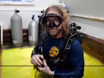 El médico Joe Dituri en su habitáculo submarino