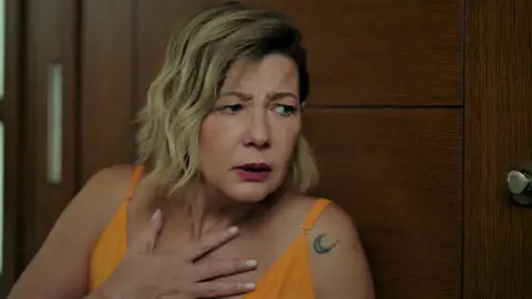 Laçin, aterrada al ver a Yekta en la puerta de su casa tras salir de la cárcel: ¿Querrá volver con ella? Laçin, aterrada al ver a Yekta en la puerta de su casa tras salir de la cárcel: ¿Querrá volver con ella?