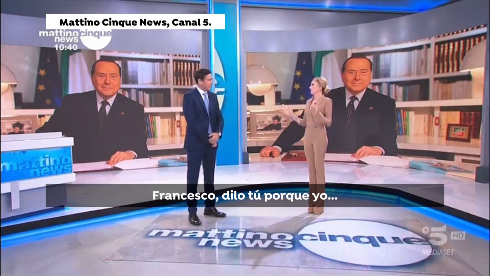 Dos presentadores de un programa italiano comunican entre lágrimas la muerte de Silvio Berlusconi