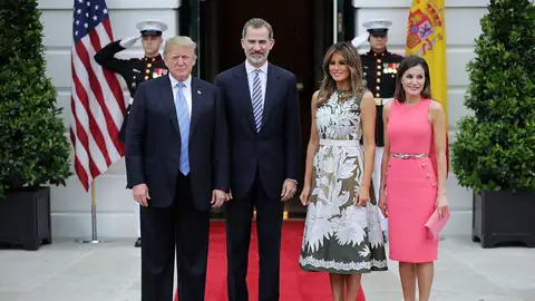 Los Reyes Felipe VI y Letizia, con Donald Trump y su mujer, Melania