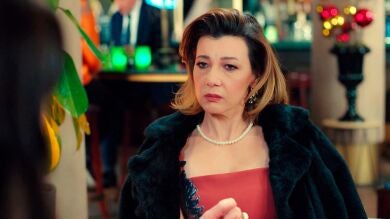 Ender chantajea a Zerrin: promete que se divorciará de Alihan, a cambio de sus acciones en la empresa