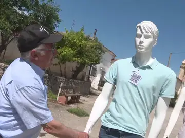 Maniquíes que han aparecido en los pueblos de los Segovia Maniquíes que han aparecido en los pueblos de los Segovia