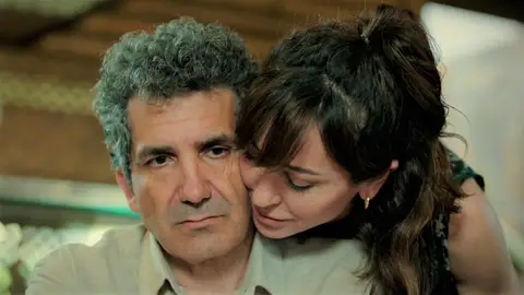 Gönül y Orhan en Hermanos Gönül y Orhan en Hermanos