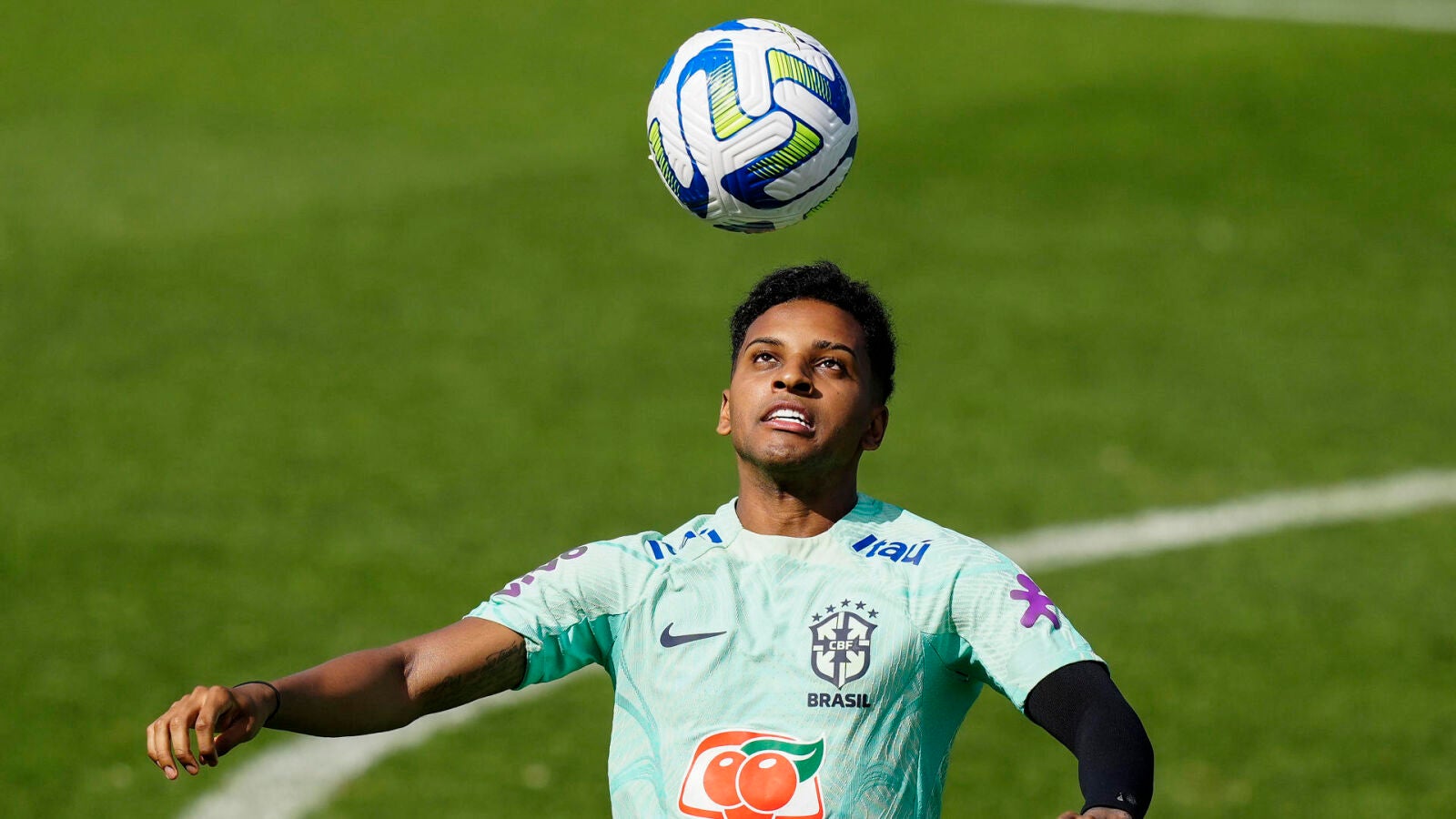 Rodrygo abre las puertas del Real Madrid a Mbappé: 