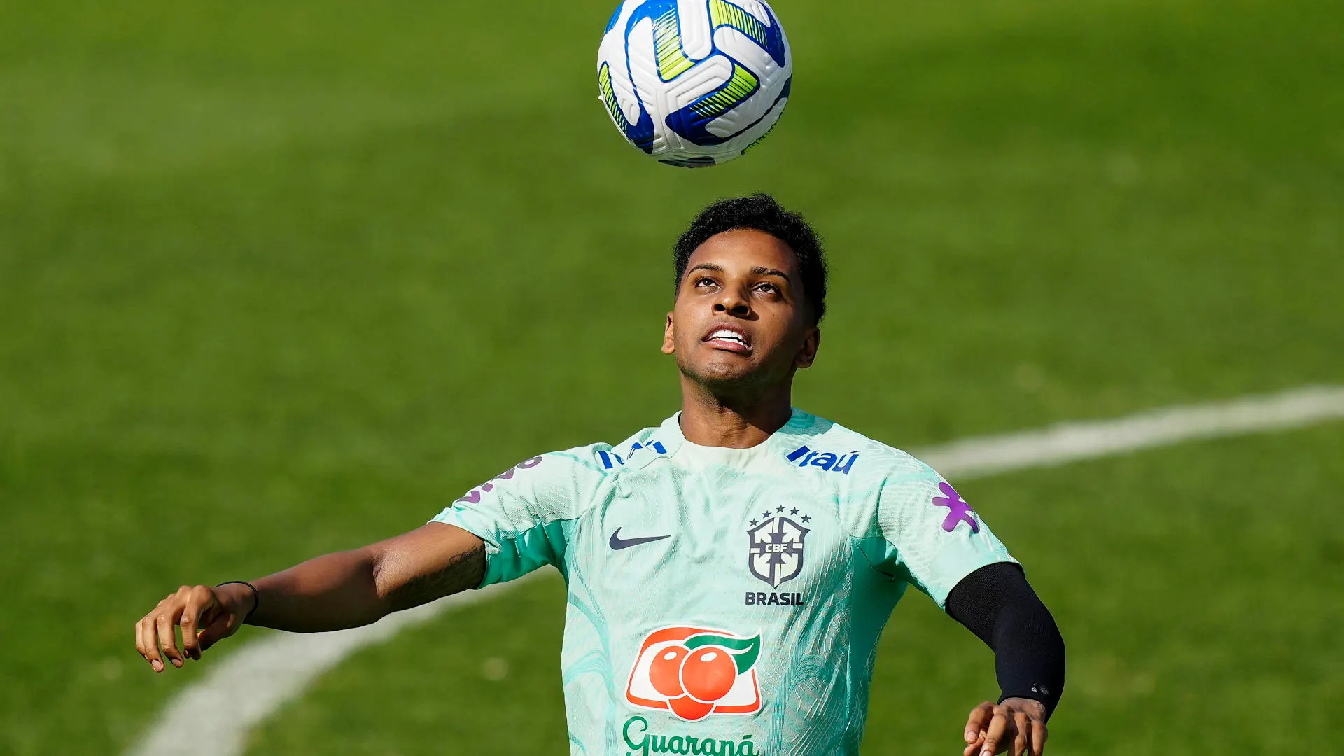 Rodrygo, entrenando con Brasil Rodrygo, entrenando con Brasil