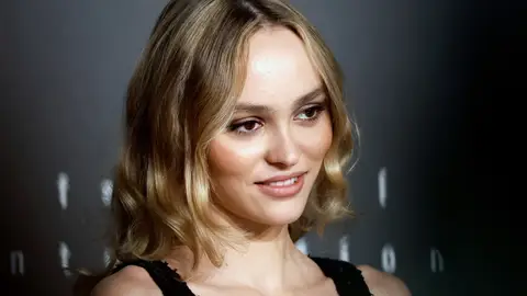 Lily-Rose Depp en el festival de Cannes presentando 'The Idol'