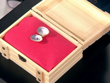 Una pareja halla tres perlas en dos almejas en menos de 24 horas: ¡Descubrimos su valor en directo!