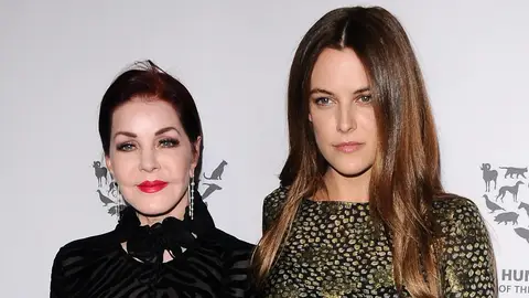Priscilla Presley y su nieta Riley Keough Priscilla Presley y su nieta Riley Keough