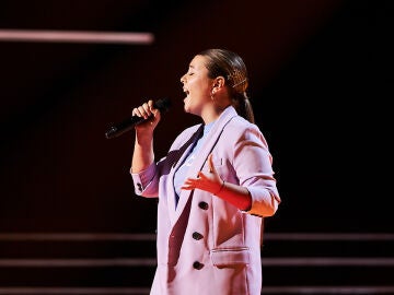La actuaci&oacute;n de Aitana emociona a David Bisbal, su nuevo coach en los Asaltos