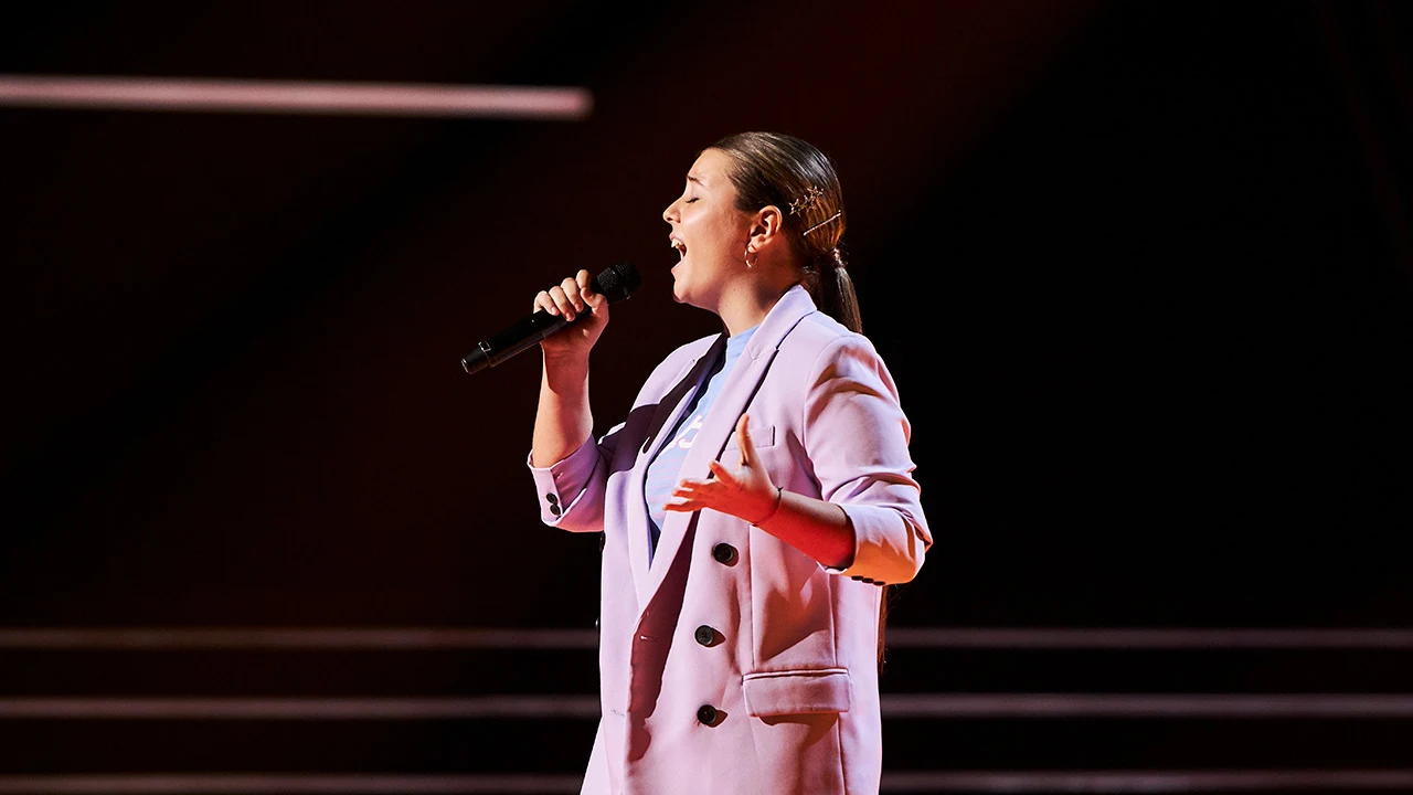La actuaci&oacute;n de Aitana emociona a David Bisbal, su nuevo coach en los Asaltos