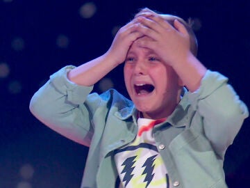 Adrián rompe a llorar tras ser elegido por el público como primer semifinalista de ‘La Voz Kids’