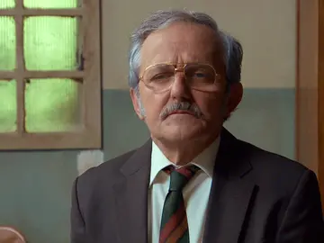 Luján confiesa ante el juez todos sus asesinatos: “Nunca me he perdonado matar a Barros” Luján confiesa ante el juez todos sus asesinatos: “Nunca me he perdonado matar a Barros”