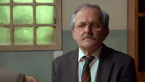 Luján confiesa ante el juez todos sus asesinatos: “Nunca me he perdonado matar a Barros” Luján confiesa ante el juez todos sus asesinatos: “Nunca me he perdonado matar a Barros”