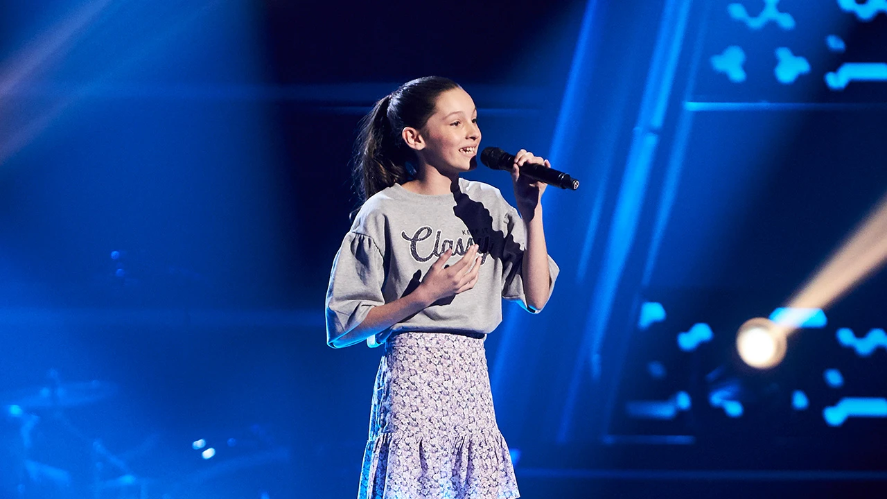 Martina, perfección y precisión en el escenario con su versión en catalán de ‘La rosa’ Martina, perfección y precisión en el escenario con su versión en catalán de ‘La rosa’
