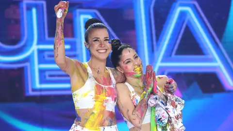 El aplaudido regreso de Natalia, la bailarina que ha triunfado al lado de Rosalía en su gira El aplaudido regreso de Natalia, la bailarina que ha triunfado al lado de Rosalía en su gira