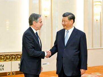 El presidente chino, Xi Jinping, y el secretario de Estado de EEUU, Antony Blinken