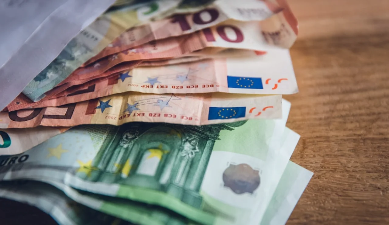 Dinero