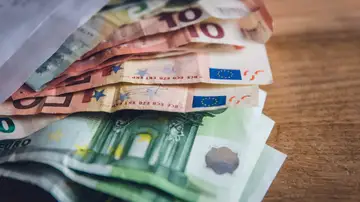 Dinero Dinero
