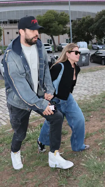 Piqué y Clara Chía Piqué y Clara Chía