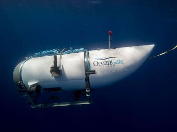 Fotografía facilitada por Ocean Gate que muestra el exterior de un submarino turístico