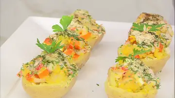 Patatas rellenas de surimi, una receta sencilla de Arguiñano y que llama mucho la atención