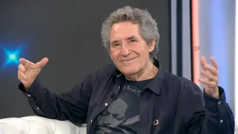 El público de 'Y ahora Sonsoles' se atreve con el 'Santa Lucía' de Miguel Ríos: "Habéis conseguido picarme" El público de 'Y ahora Sonsoles' se atreve con el 'Santa Lucía' de Miguel Ríos: "Habéis conseguido picarme"