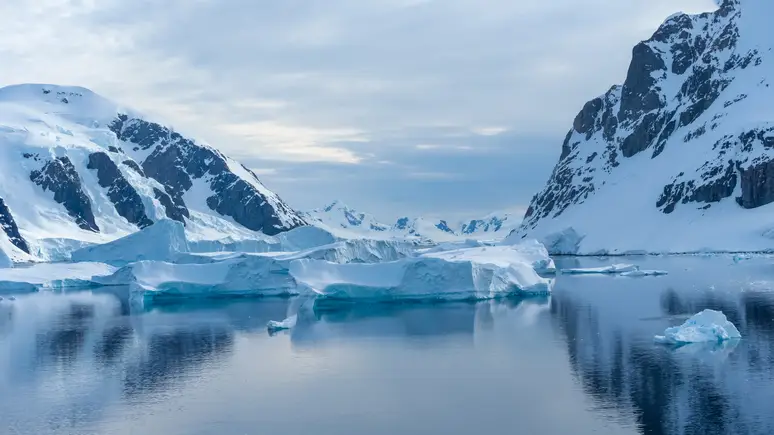 Éxito de la Campaña Antártica 2022-2023 a la que Agencia Estatal de Investigación ha destinado 2 millones de euros Éxito de la Campaña Antártica 2022-2023 a la que Agencia Estatal de Investigación ha destinado 2 millones de euros