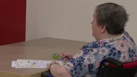 Engañaba y robaba a ancianos gravemente enfermos en Málaga: "Les decía que su mujer estaba de parto" Engañaba y robaba a ancianos gravemente enfermos en Málaga: "Les decía que su mujer estaba de parto"