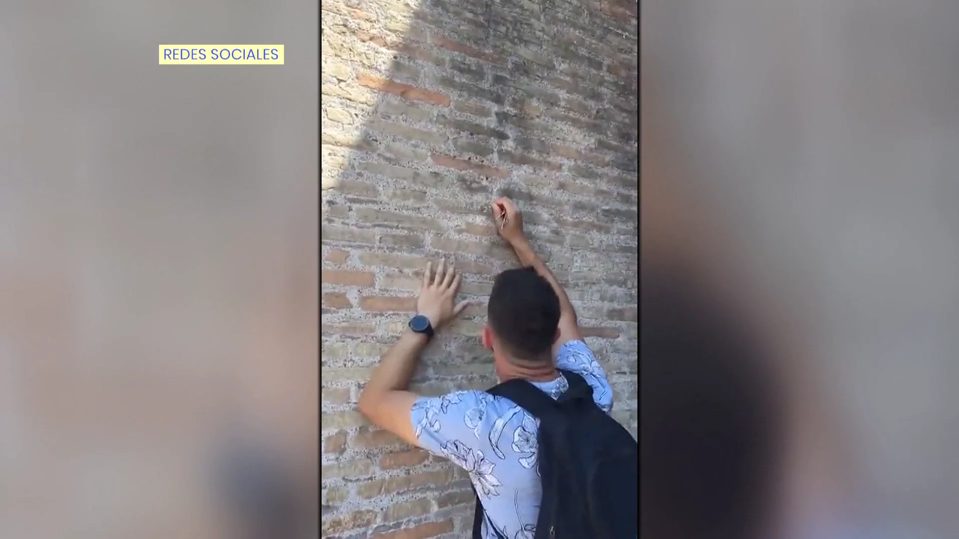 Escribe su nombre en el Coliseo Antena 3 Noticias