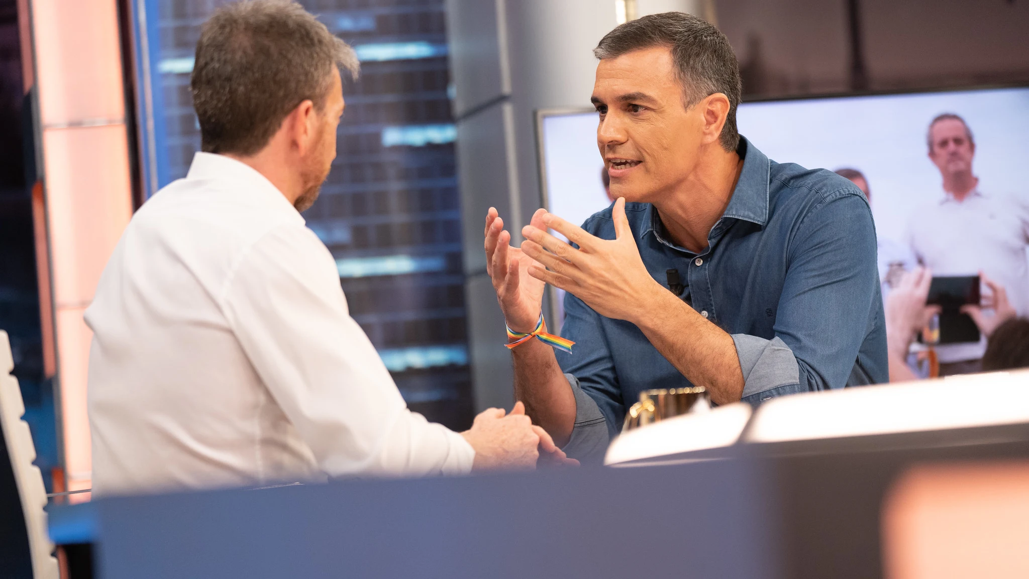 Pedro Sánchez descarta una consulta en Cataluña si gana las elecciones: "Prefiero decir sí a la unidad" Pedro Sánchez descarta una consulta en Cataluña si gana las elecciones: "Prefiero decir sí a la unidad"