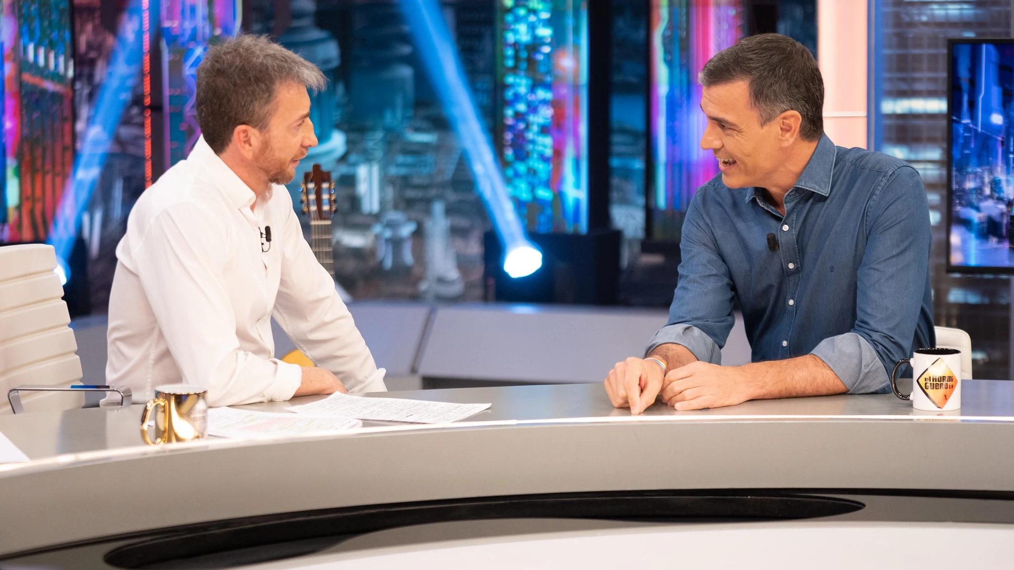 Pedro Sánchez se sincera: "No comparéis a Yolanda Díaz con Santiago Abascal" Pedro Sánchez se sincera: "No comparéis a Yolanda Díaz con Santiago Abascal"