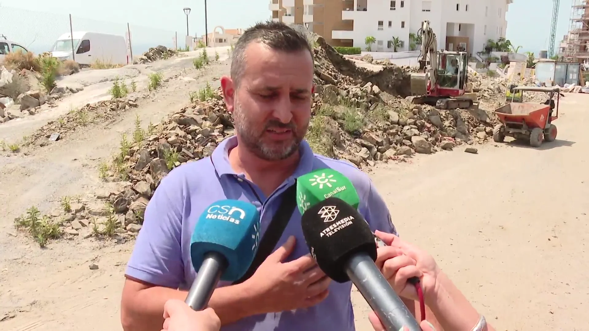 Pablo salva vida a mujer de Torrox Pablo salva vida a mujer de Torrox