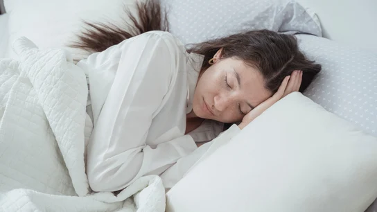 Chica durmiendo Chica durmiendo