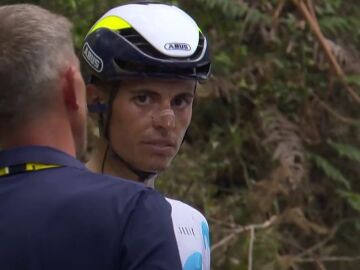 Enric Mas tras una dura caída en la primera etapa del Tour de Francia 2023