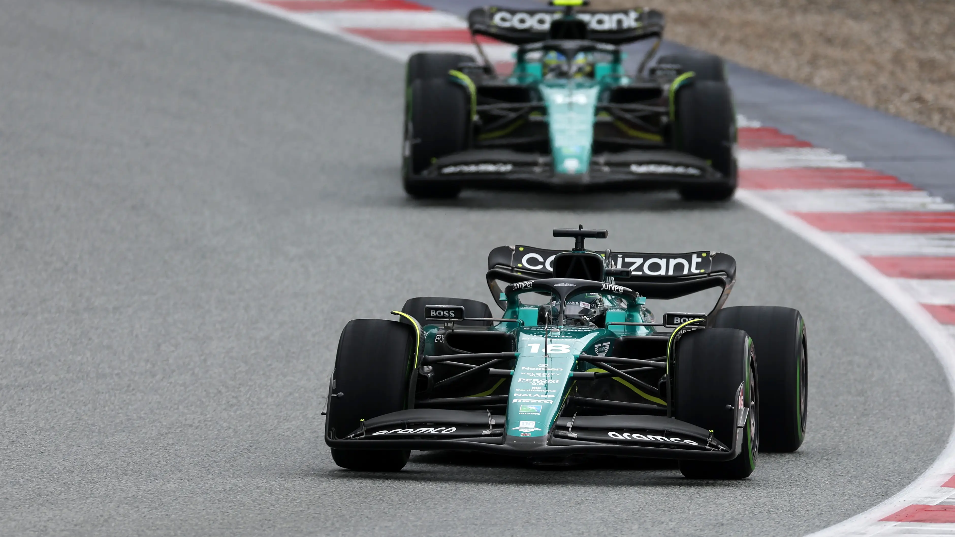 Alonso y Stroll en la sprint del GP de Austria Alonso y Stroll en la sprint del GP de Austria