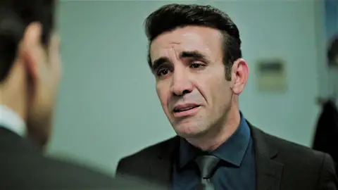 Pars, hundido, se arrepiente de haber estado a punto de echar todo a perder: “Casi vendo mi honor” Pars, hundido, se arrepiente de haber estado a punto de echar todo a perder: “Casi vendo mi honor”