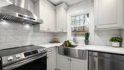 Cocina reluciente Cocina reluciente