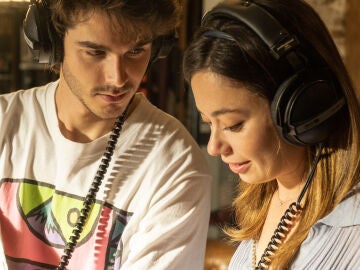 Álvaro Mel y Anna Castillo en 'Un cuento perfecto'