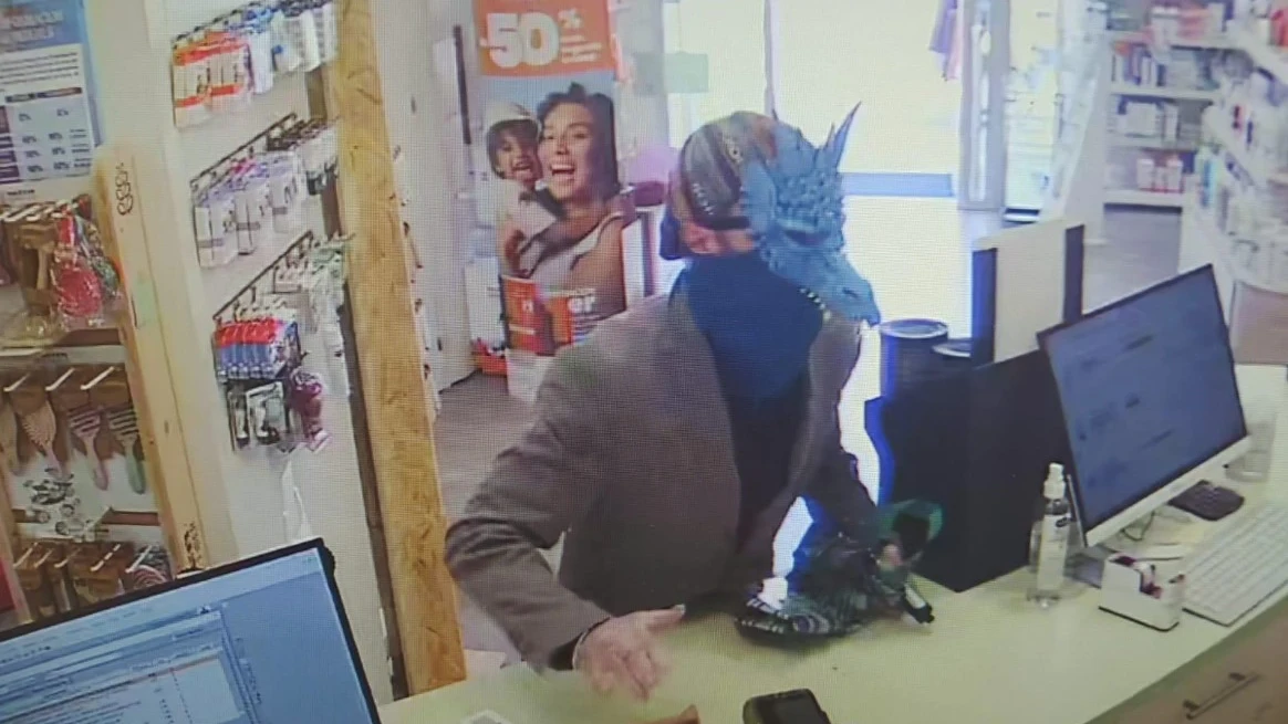 El hombre que ha atracado la farmacia 