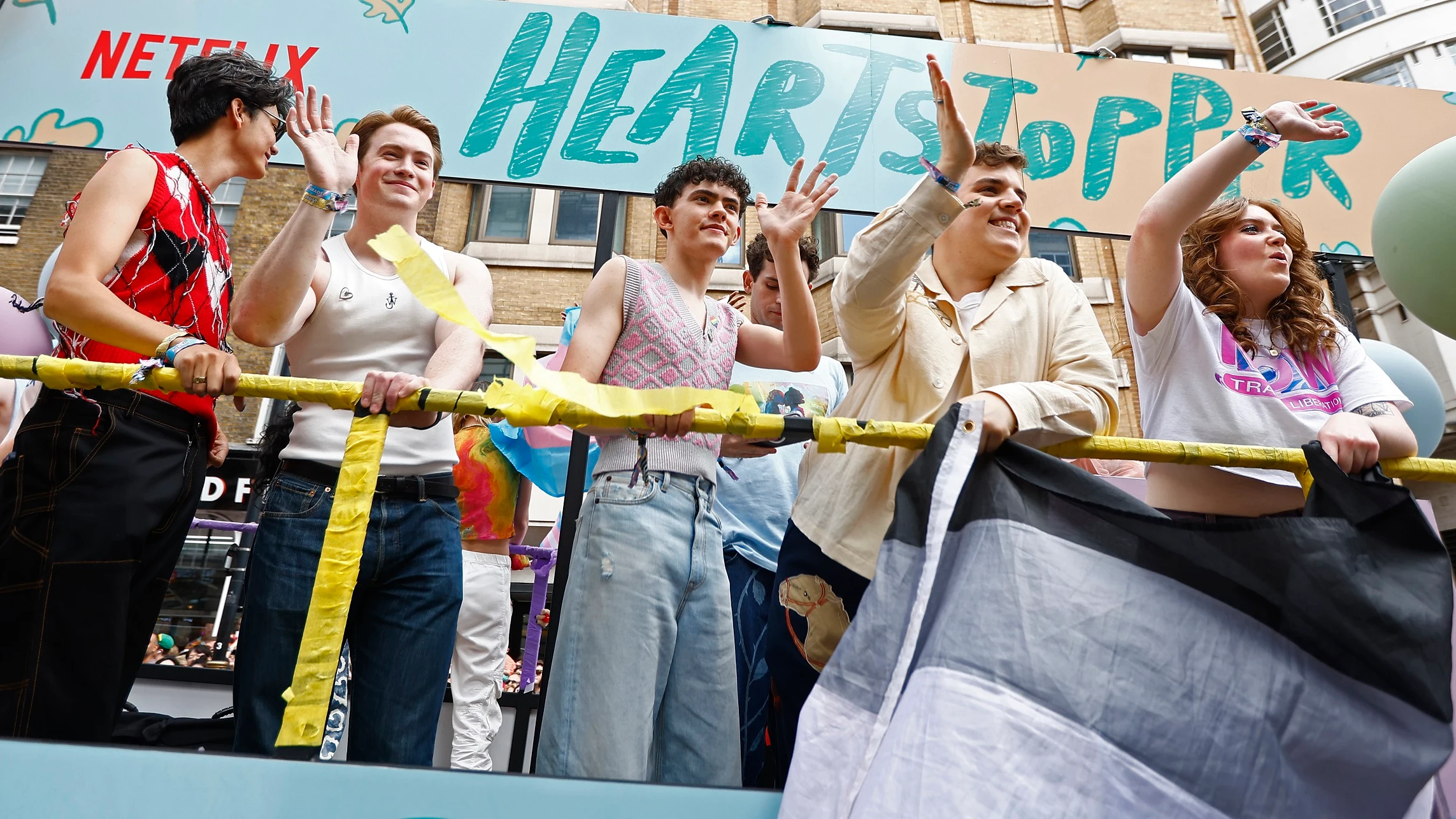 Joe Locke, Kit Connor, William Gao y Tobie Donovan, actores de 'Heartstopper' en el Orgullo LGTBIQ+ de Londres Joe Locke, Kit Connor, William Gao y Tobie Donovan, actores de 'Heartstopper' en el Orgullo LGTBIQ+ de Londres