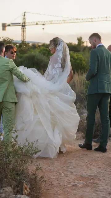 Edurne y David de Gea haciéndose fotos en su boda Edurne y David de Gea haciéndose fotos en su boda