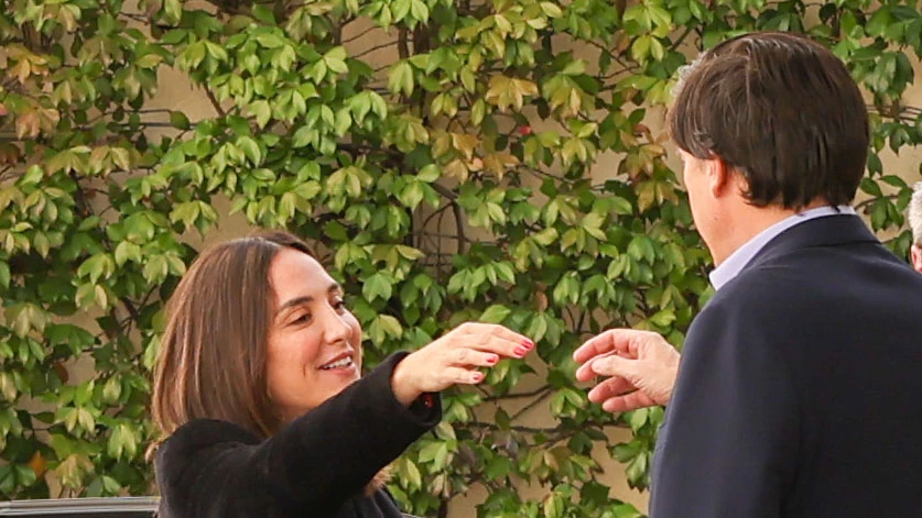 Tamara Falc&oacute; y su hermano Manolo