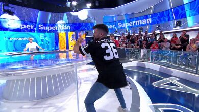 ¡Qué calor! El baile sexy de Ricky Merino con ‘Super, Superman’ 