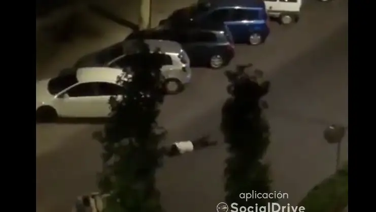 Tiene un accidente y se pone a 'hacer la croqueta' en el suelo