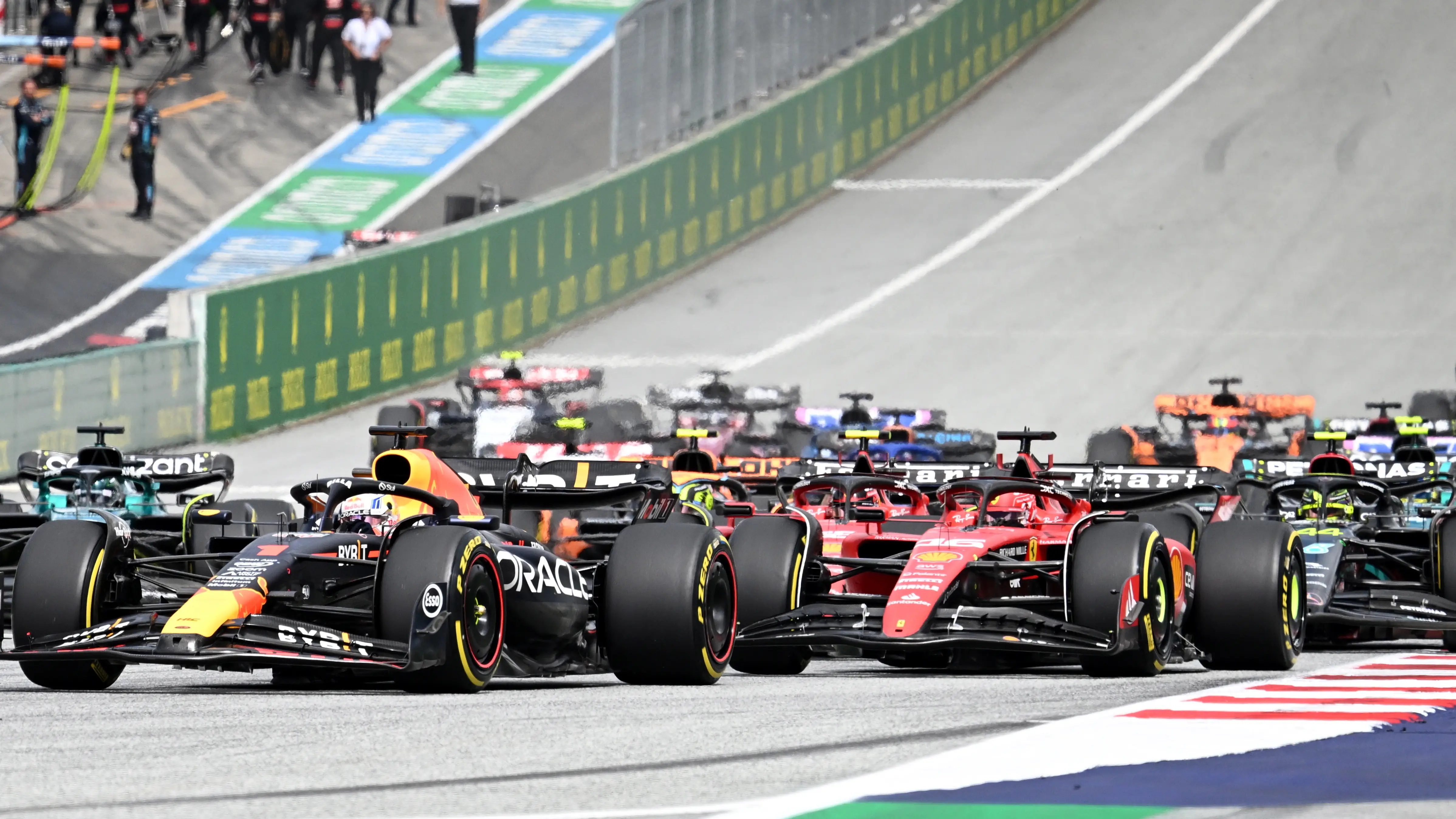 Inicio de carrera en el Gran Premio de Austria de Fórmula 1 Inicio de carrera en el Gran Premio de Austria de Fórmula 1