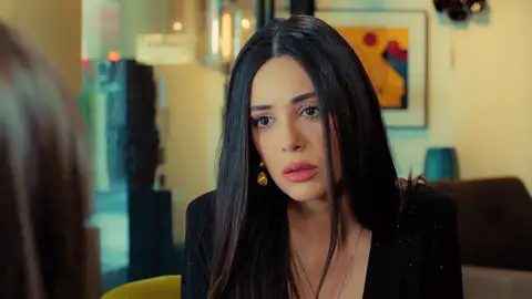 Elif se mete en la relación entre Zeynep y Alihan:” Ha engañado a todas las novias que ha tenido” Elif se mete en la relación entre Zeynep y Alihan:” Ha engañado a todas las novias que ha tenido”